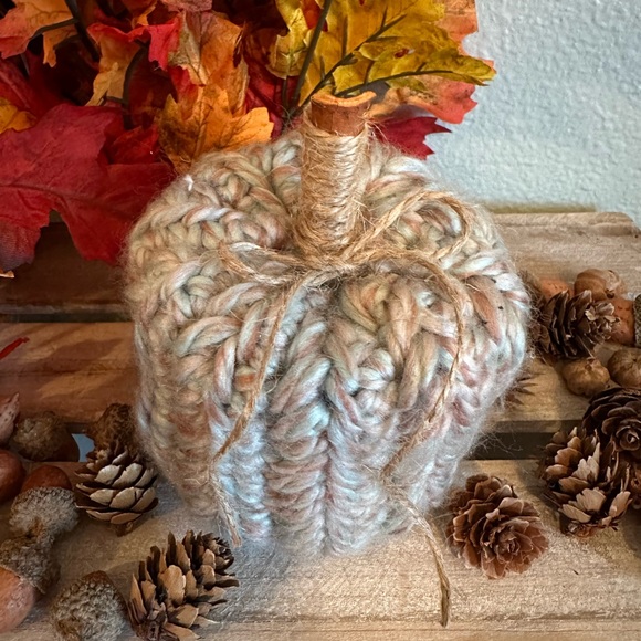 Mini Crocheted Pumpkin - Picture 4 of 4